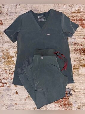 Figs Bonsai Scrub Set